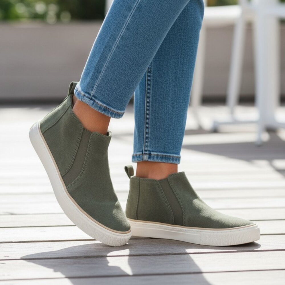 TOMS Bryce Olive Green Suede Slip-On Ankle Boots - Picture 2 of 8